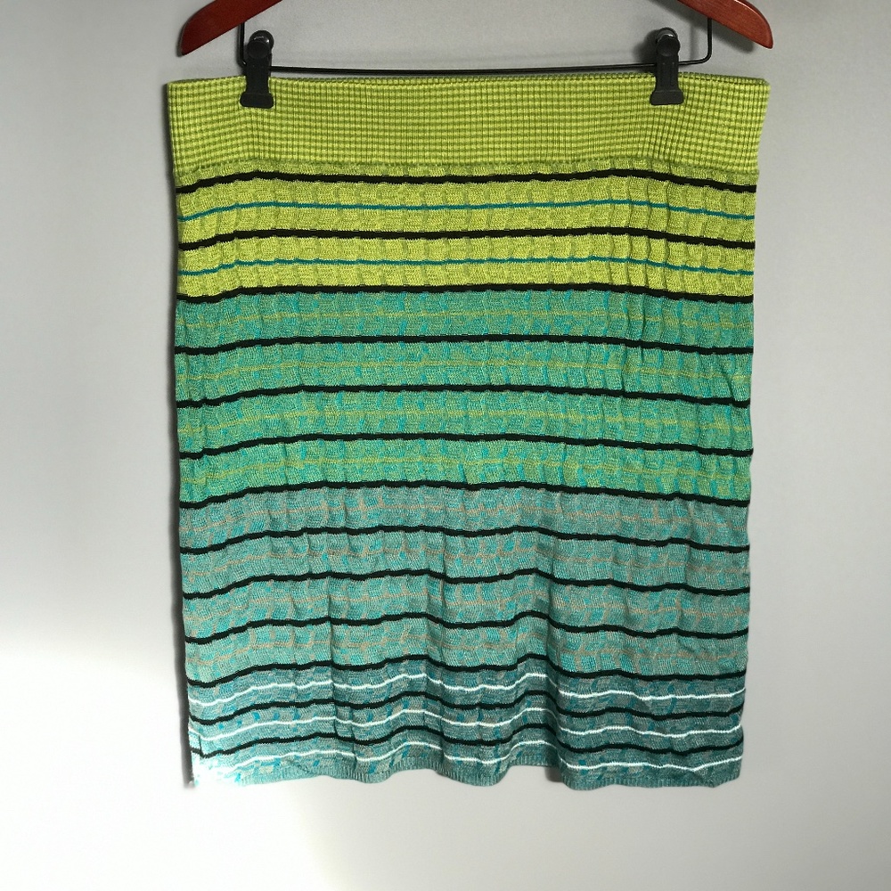 Loft  - Great Knit Skirt! So Comfortable! Size XL